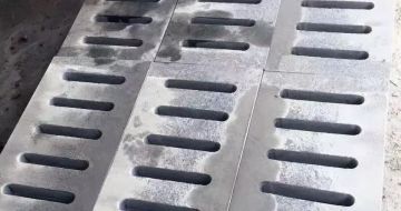 南宁 芝麻灰石材沟盖板