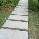 南宁 芝麻黑小区踏步、汀步石铺装效果