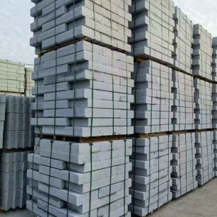 南宁 路沿石（路侧石），颜色一致，尺寸标准