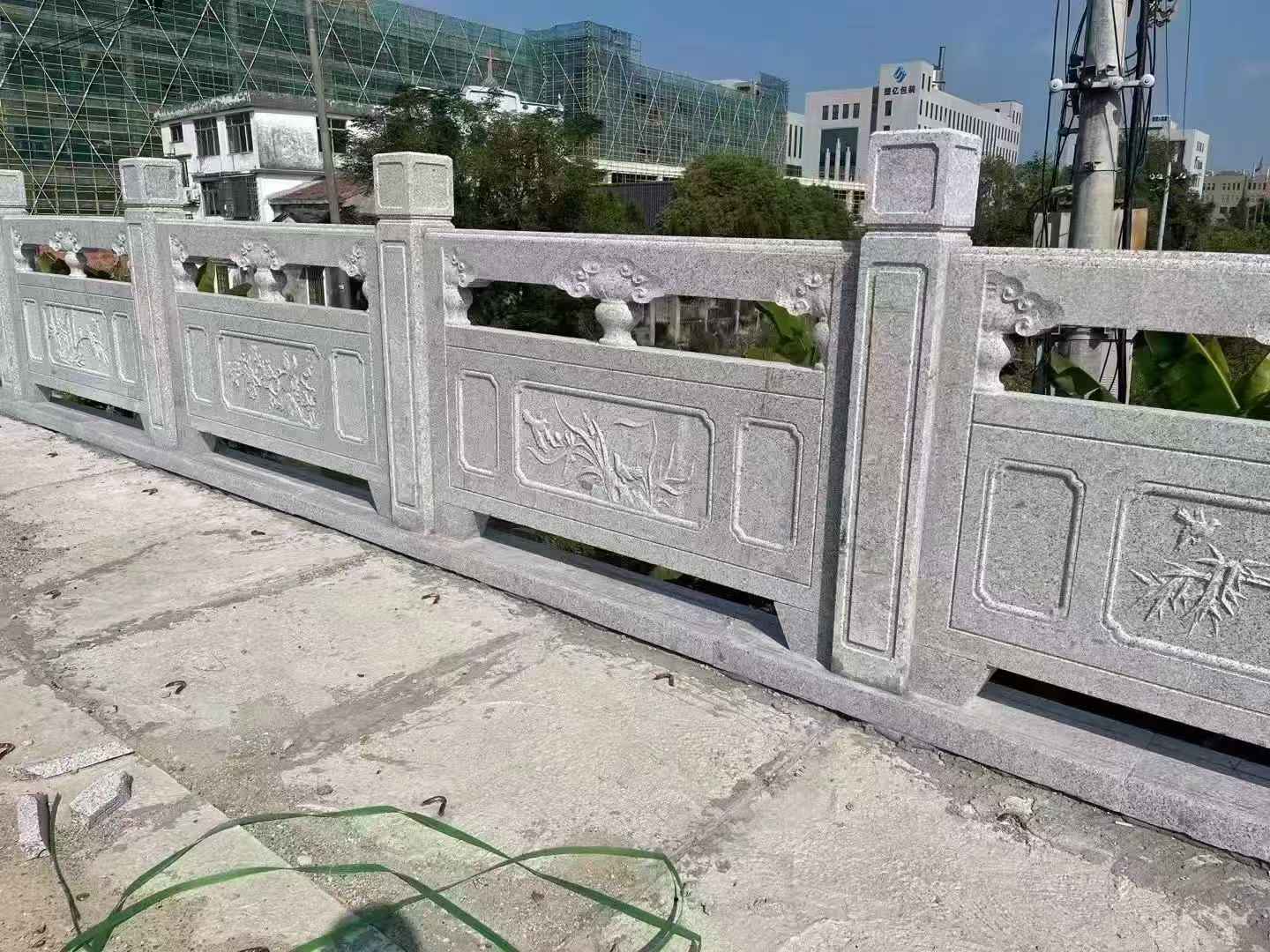 南宁 芝麻白栏杆