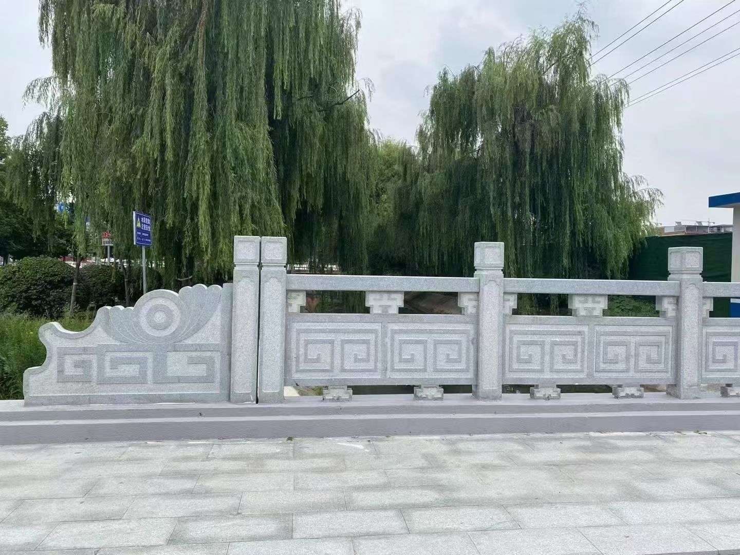 南宁 芝麻灰桥栏杆、河道栏杆安装效果