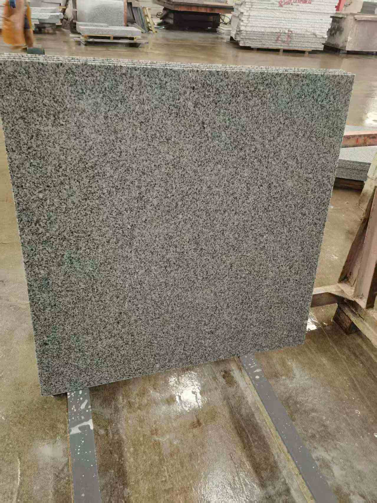 南宁 芝麻白光面900*900，高地铁标准