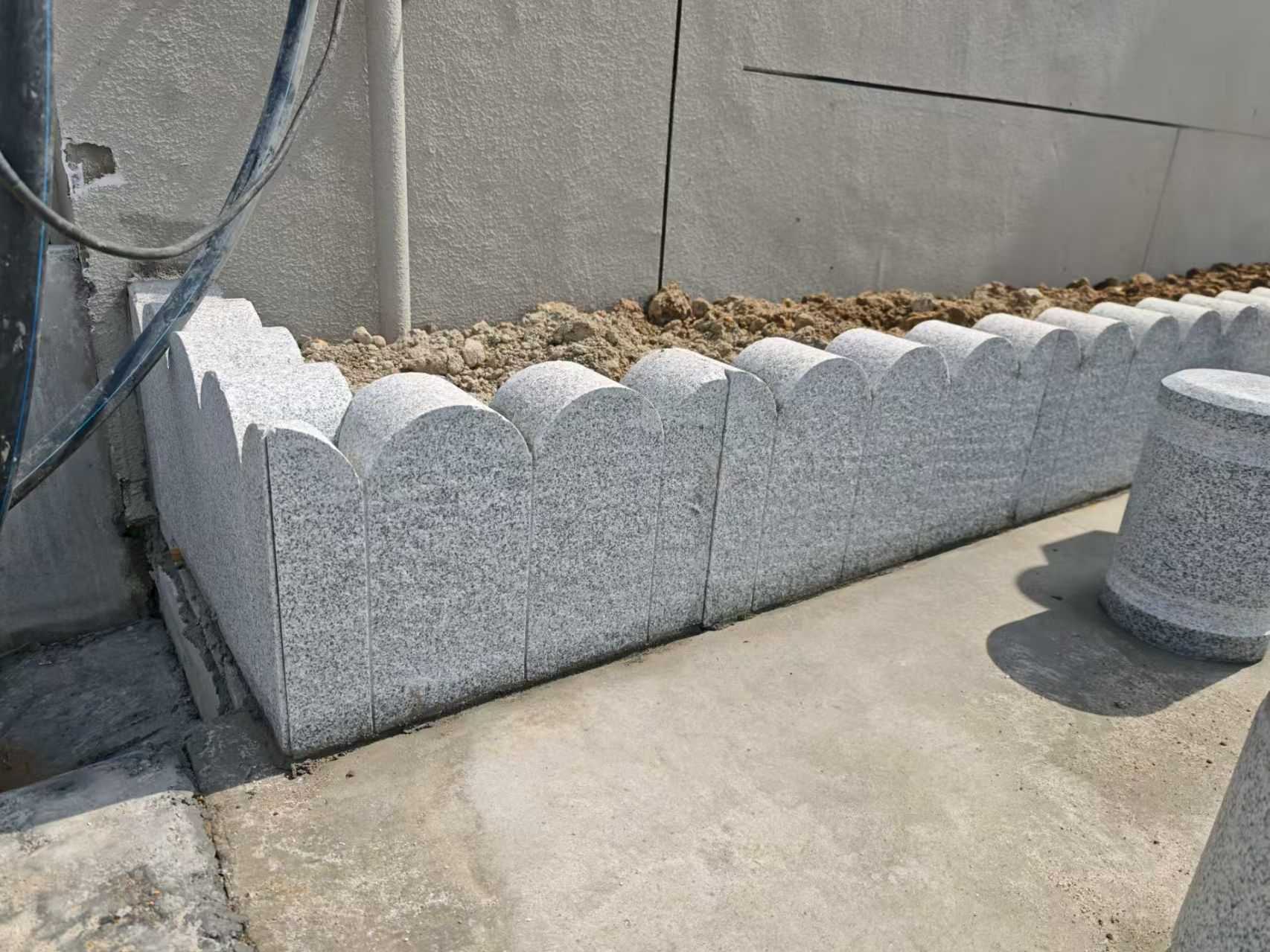 南宁 芝麻白花岗岩花边石铺装效果图